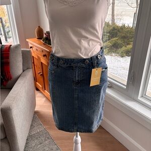 Bongo Denim Skirt 💙